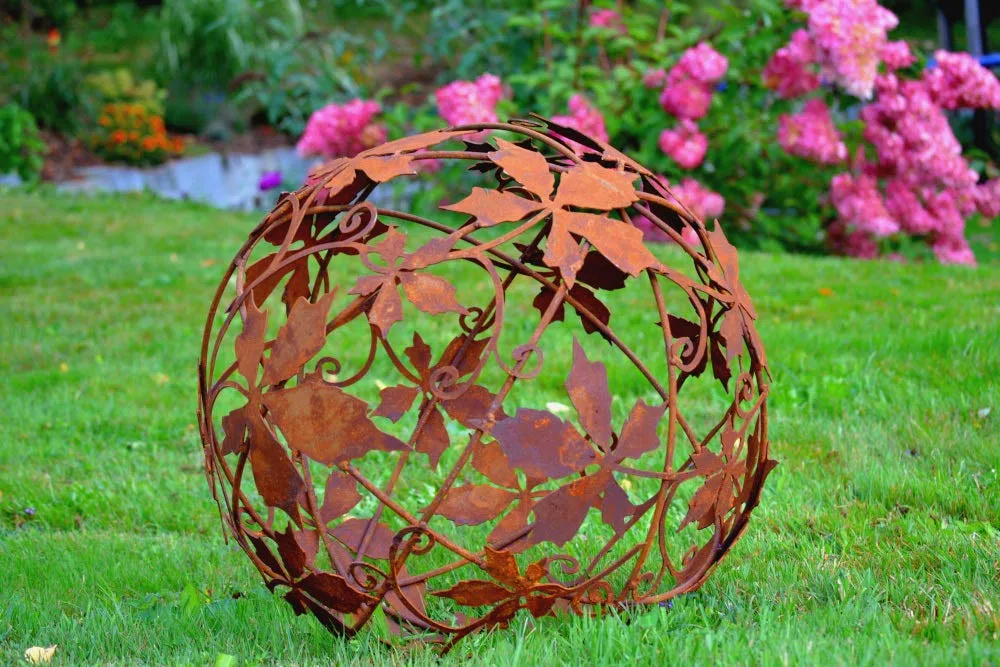 Saremo Rostdeko Kugel Weinranken 40cm