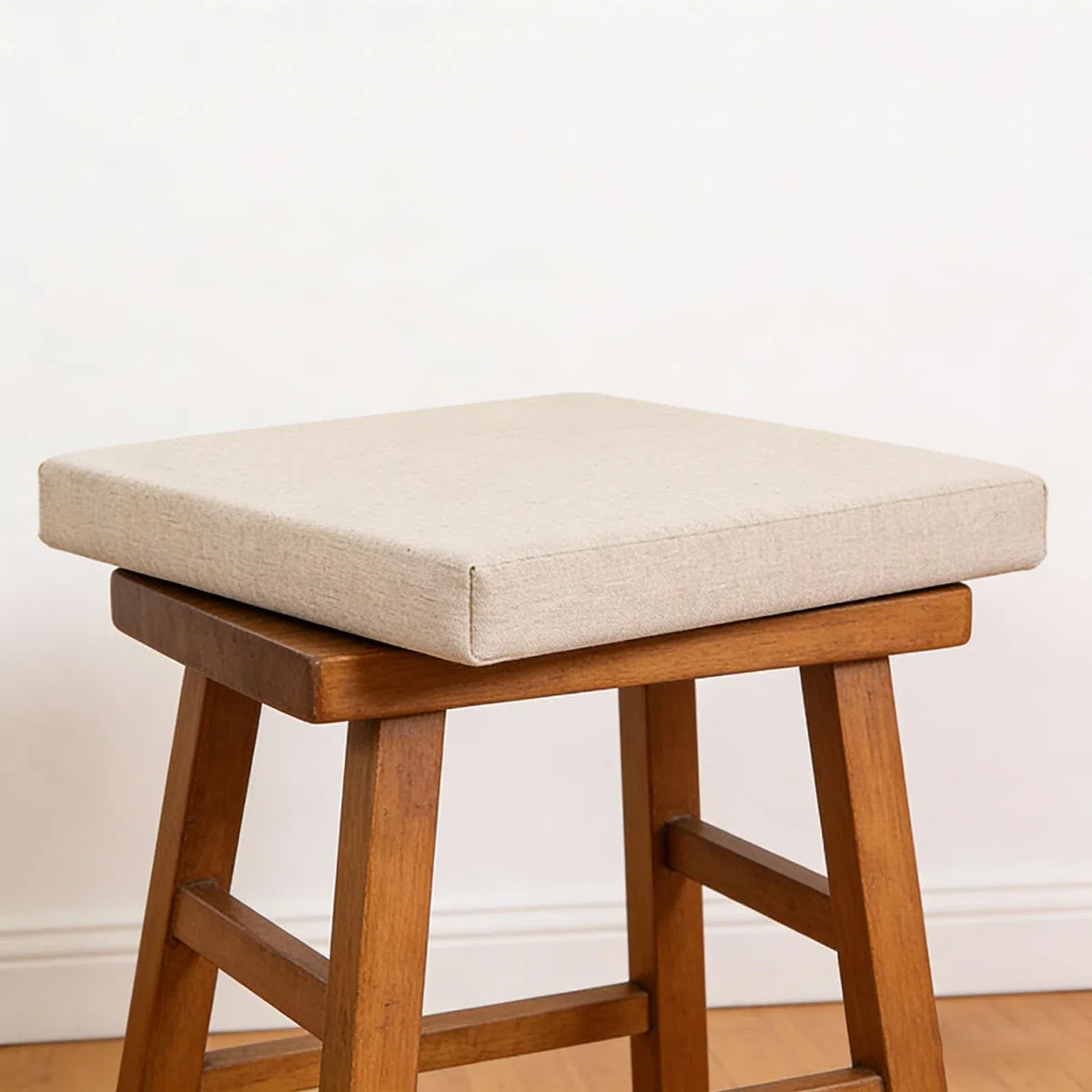 Bankauflage 110 x 120 cm Waschbarer Bezug mit Reißverschluss Abnehmbares Sitzkissen Outdoor mit Abnehmbarem Bezug für Bierzeltgarnitur mit Anti-Rutsch Boden, Beige